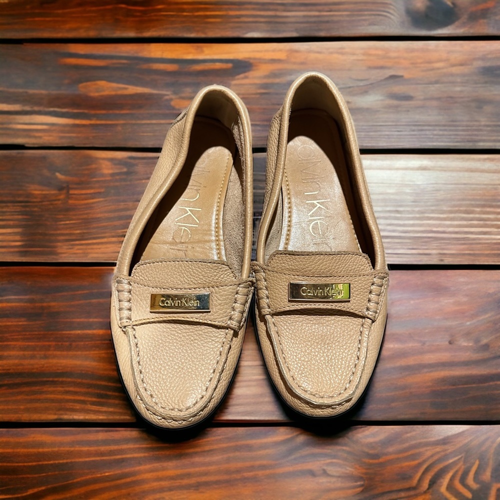 Women’s Flats